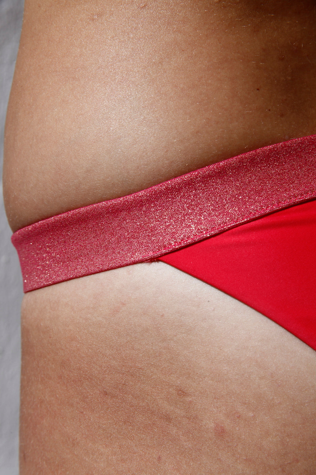 maillot de bain deux pièces rose irisé